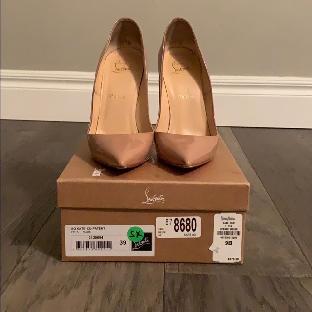 Christian Louboutin So Kate 120